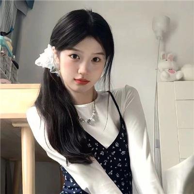 悄悄跟着我